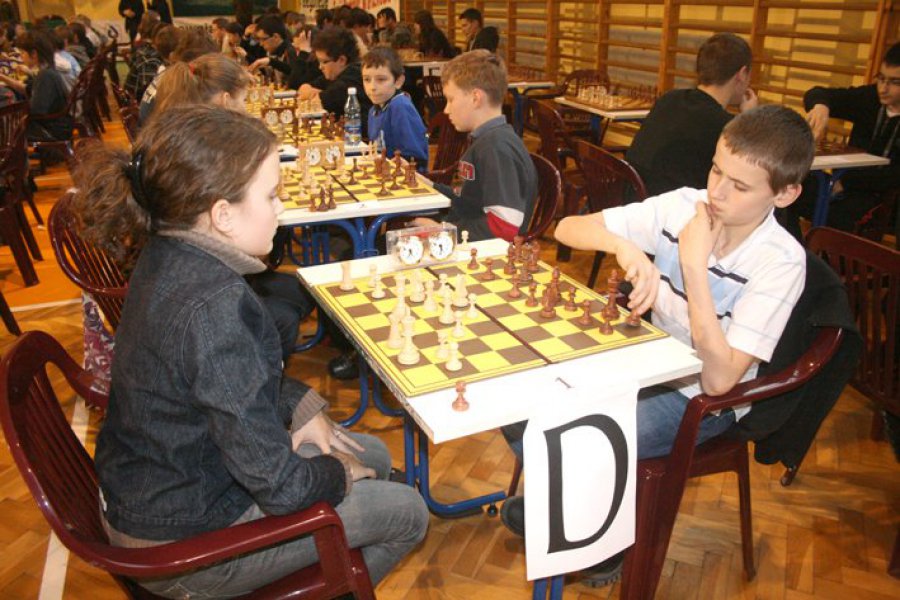 Najlepsi szachiści wygrali w Trzebini i-pody