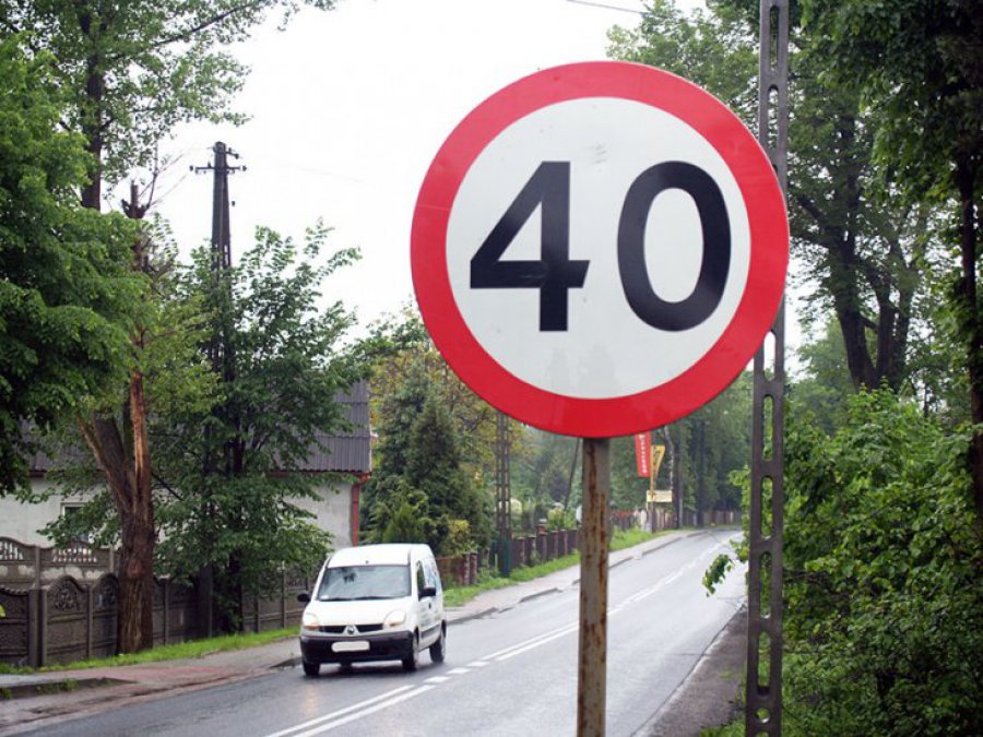 Mniej ograniczeń prędkości na Borowcowej 