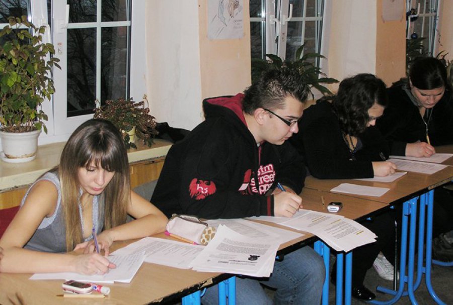 Trzebińscy licealiści piszą w obronie praw człowieka 