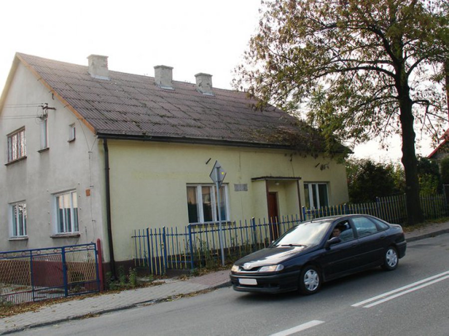 Budynek po przedszkolu w Młoszowej sprzedany 