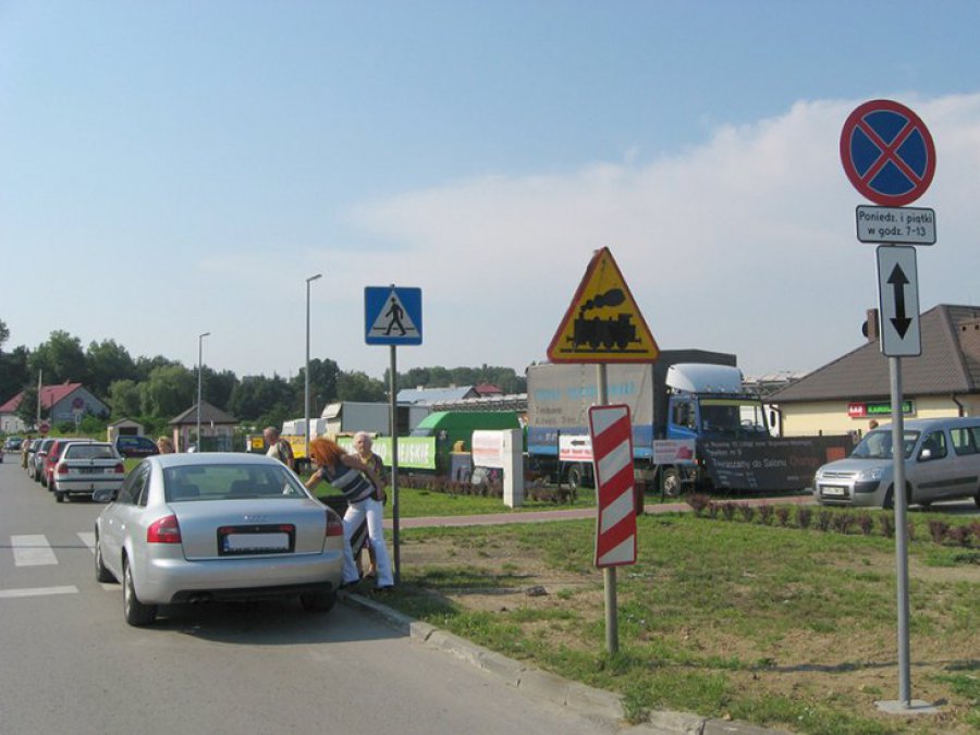 Zakaz parkowania przy ulicy Rouvroy w Libiążu 