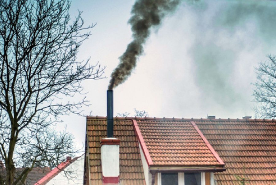 Kraków. Zakaz palenia węglem i drewnem od 2019 roku