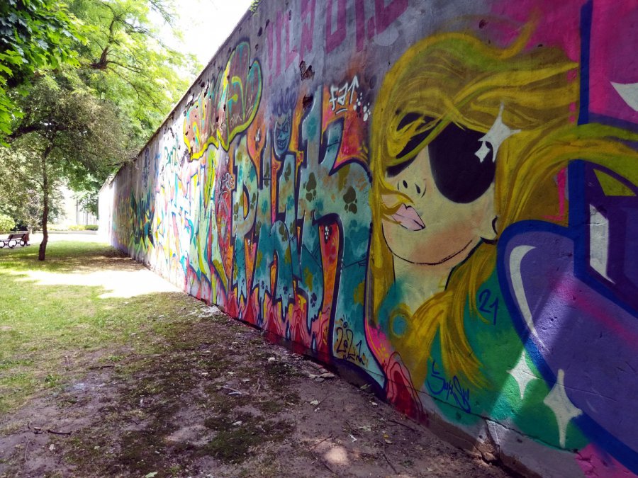 Kto zamalował niepodległościowy mural w parku w Chrzanowie? To było nielegalne