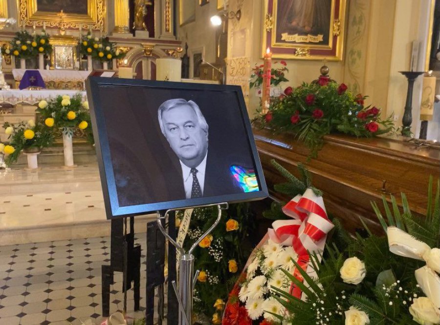 Ostatnia droga senatora Bogusława Mąsiora. Na pogrzebie zagrała górnicza orkiestra (WIDEO, ZDJĘCIA)