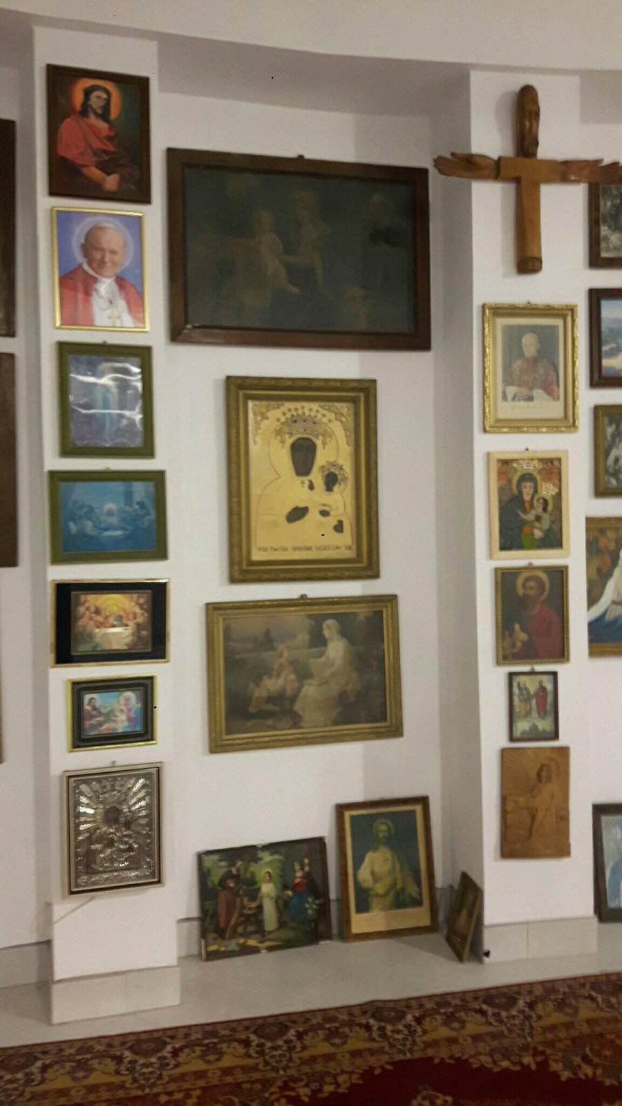 "Modlenia się do obrazów nie wymagają", czyli wizyta w Muzeum Sakralnym w Płazie 