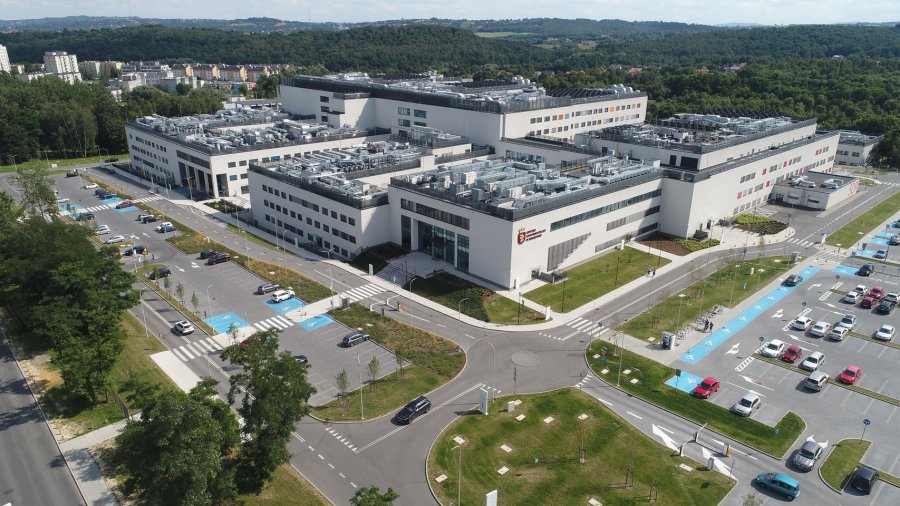 Szpital Uniwersytecki w  Krakowie wstrzymał przyjęcia planowe