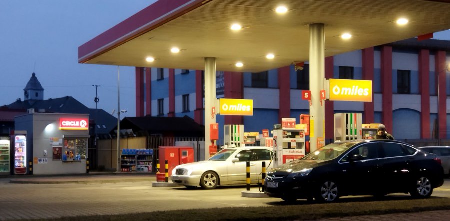 Na stacjach ceny paliw zbliżają się do 7 złotych za litr. Jak sytuacja wyglądała w piątek wieczorem w Chrzanowie i Trzebini?