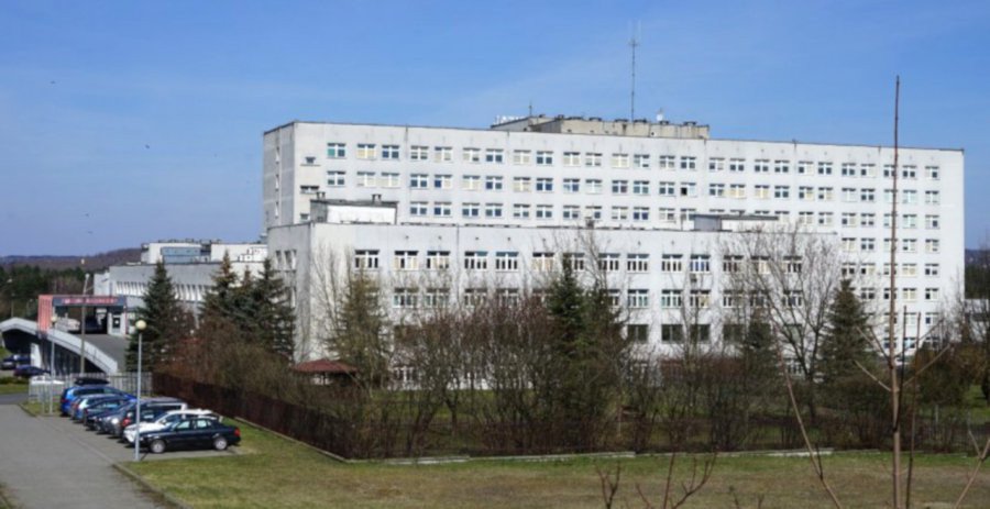 Liczba łożek covidowych w szpitalu w Chrzanowie spadła do 40 (RAPORT 16.03.2022 r.)
