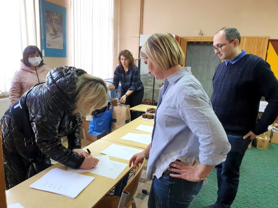 W punkcie pomocy dla Ukraińców w Krzeszowicach można uzyskać także pomoc prawną (WIDEO)