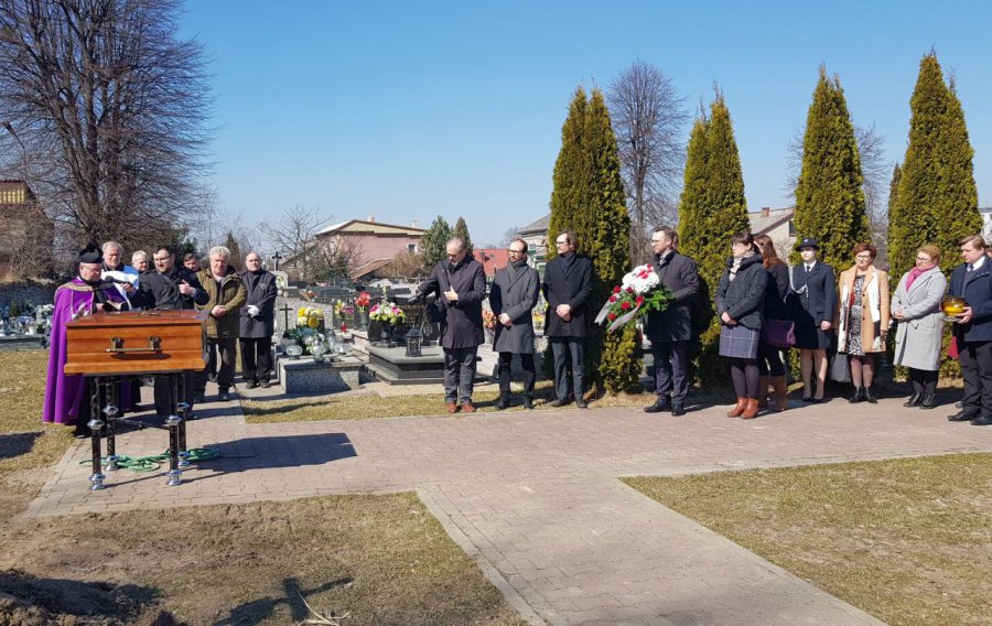 W Płazie odbył się pogrzeb dwóch bezimiennych ofiar drugiej wojny światowej (WIDEO, ZDJĘCIA)