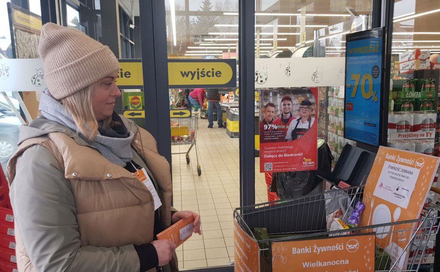 Trwa Wielkanocna Zbiórka Żywności, m.in. dla uchodźców z Ukrainy. W tych lokalnych sklepach spotkacie wolontariuszy (WIDEO) 