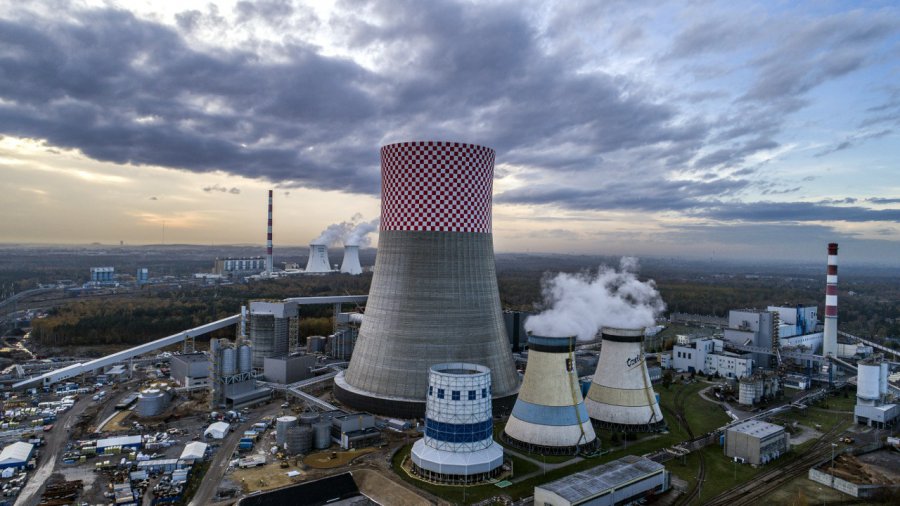 Blok energetyczny 910 MW w Jaworznie ponownie pracuje