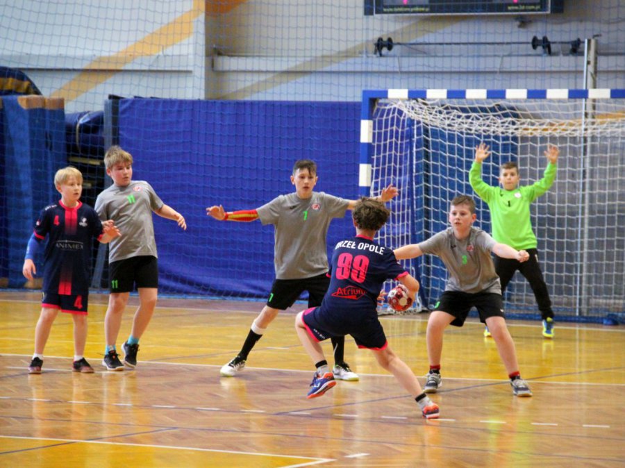 Piłkarze i piłkarki ręczne z Libiąża ambitnie walczą w ogólnopolskim turnieju (WIDEO, ZDJĘCIA)