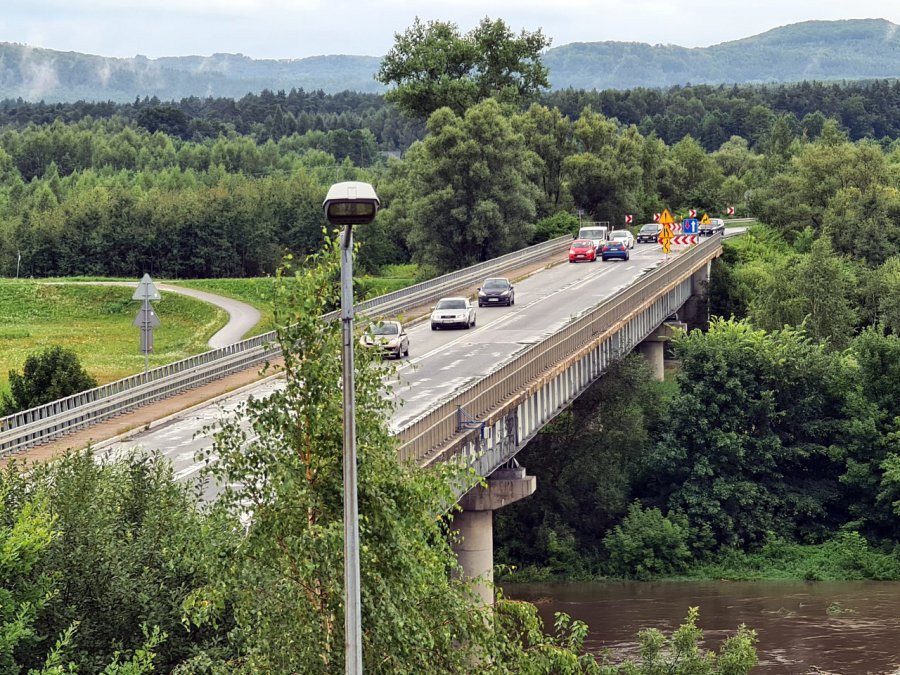 Potrzeba dodatkowych milionów na most na Wiśle w Jankowicach