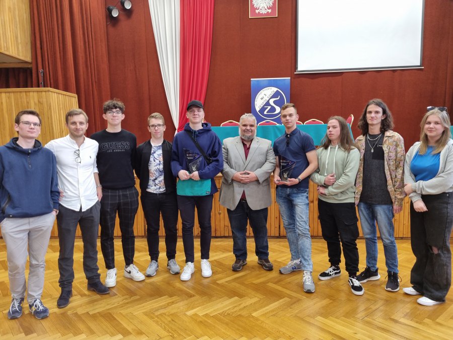 2. miejsce w programistycznym maratonie dla drużyny uczniów ze „Staszica"