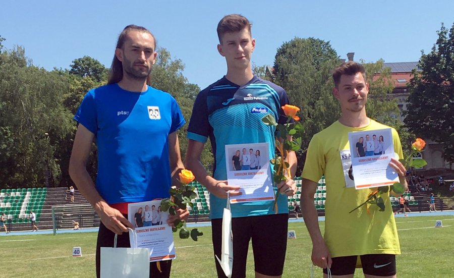 Lekkoatleci z Trzebini poprawili w Krakowie rekordy życiowe