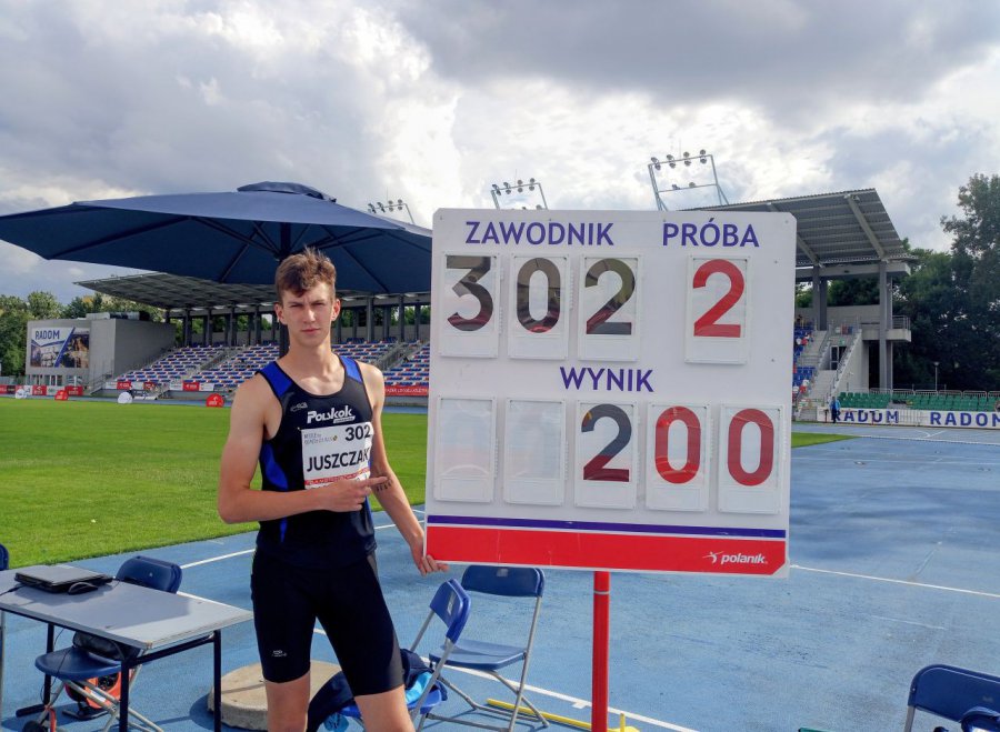 Mateusz Juszczak z KS Victoria Trzebinia wyskakał szóste miejsce w mistrzostwach Polski