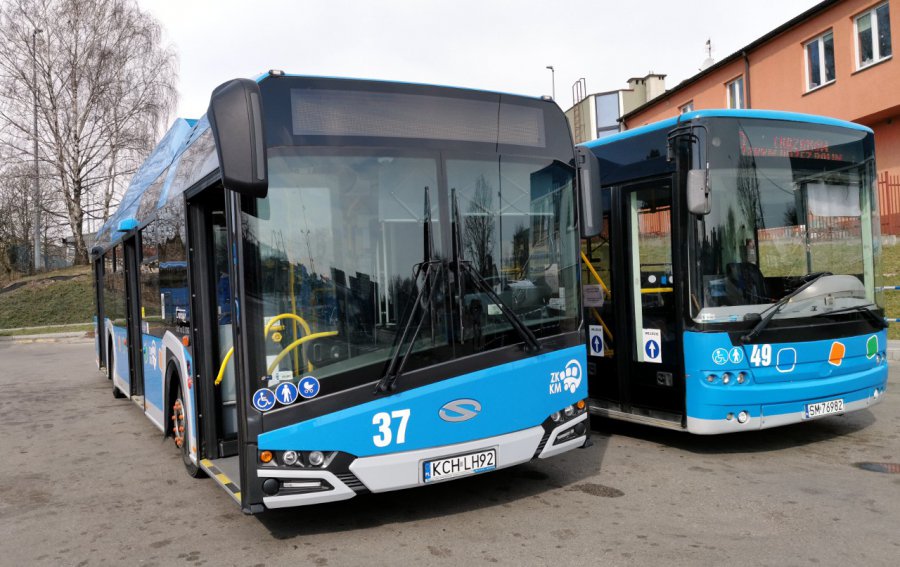 Na wniosek dyrektorki szkoły zmienia się rozkład jazdy autobusów ZKKM Chrzanów