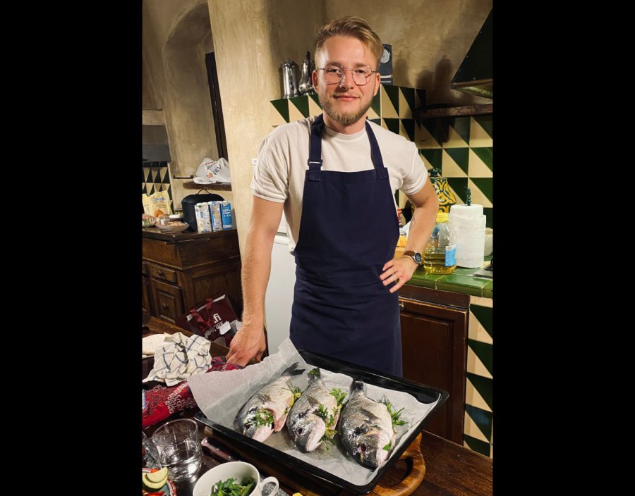 Prywatny kucharz polskich gwiazd wszędzie zabiera ze sobą noże i patelnię