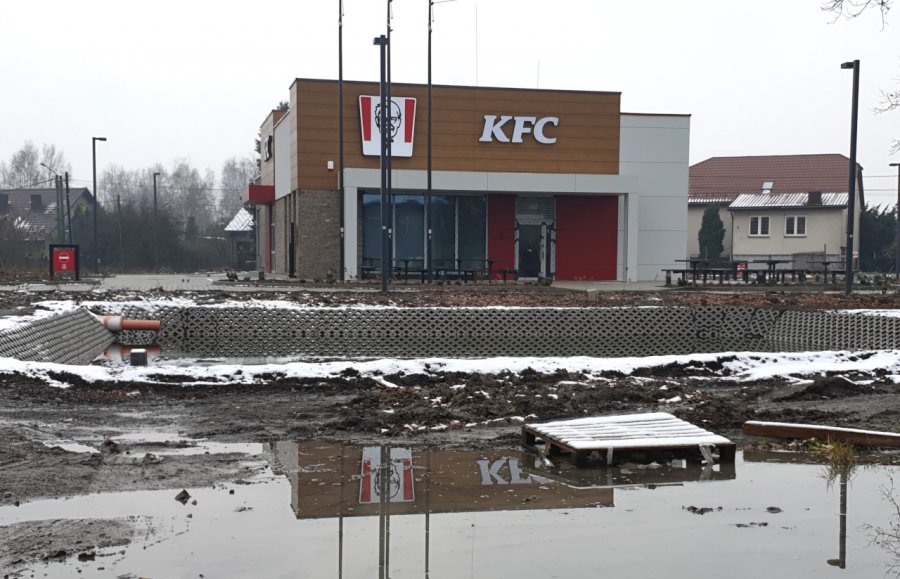 KFC czeka na prąd i zjazd