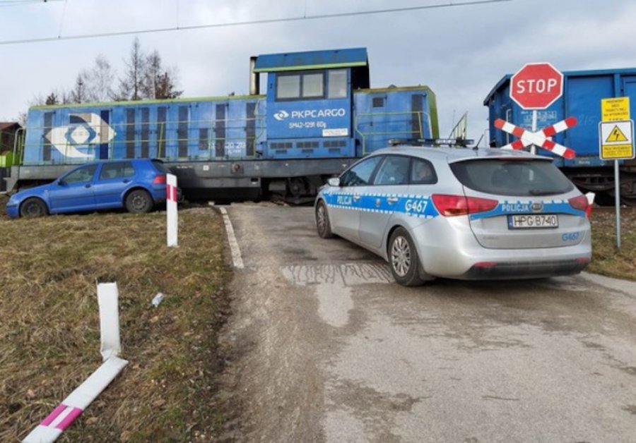 Zderzenie z lokomotywą w Trzebini. Kierowca był pijany