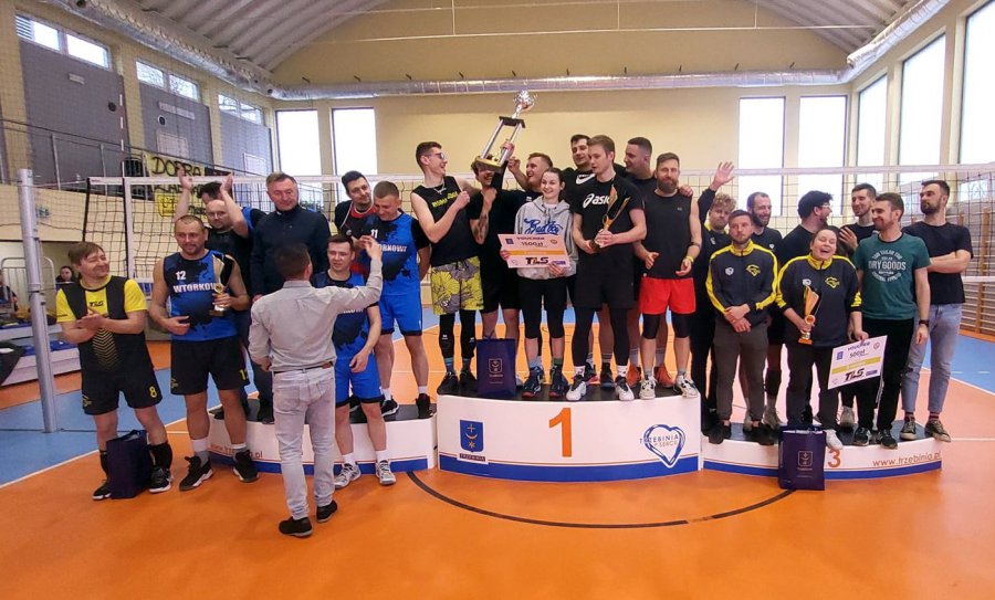 Drużyna A Chrzanów wygrała Trzebińską Ligę Siatkówki