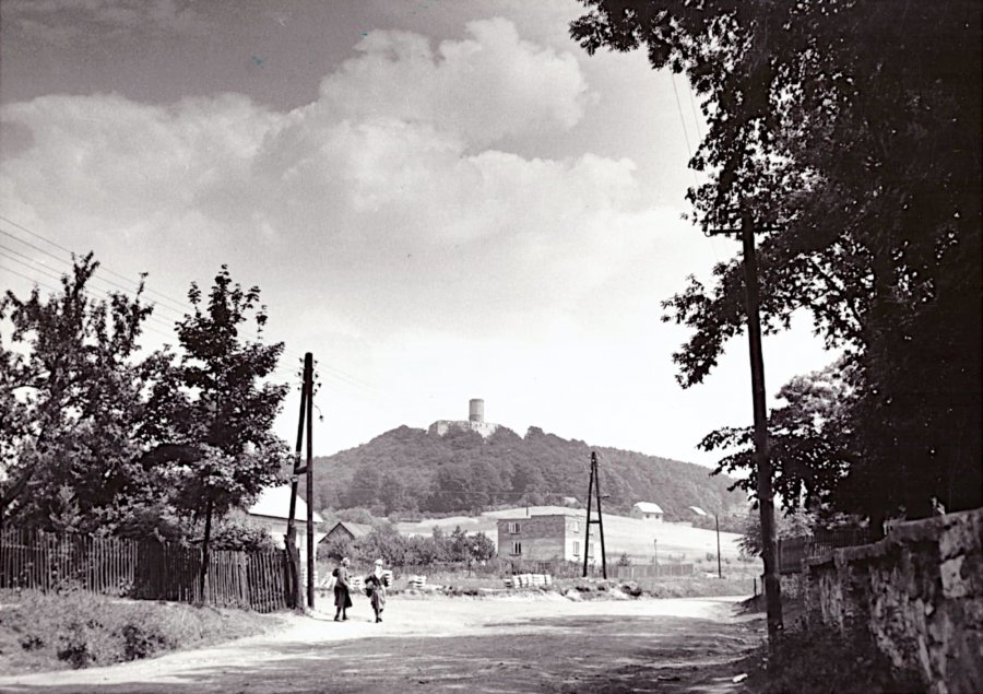 Droga wojewódzka w gminie Babice 60 lat temu. Fotograficzny rarytas