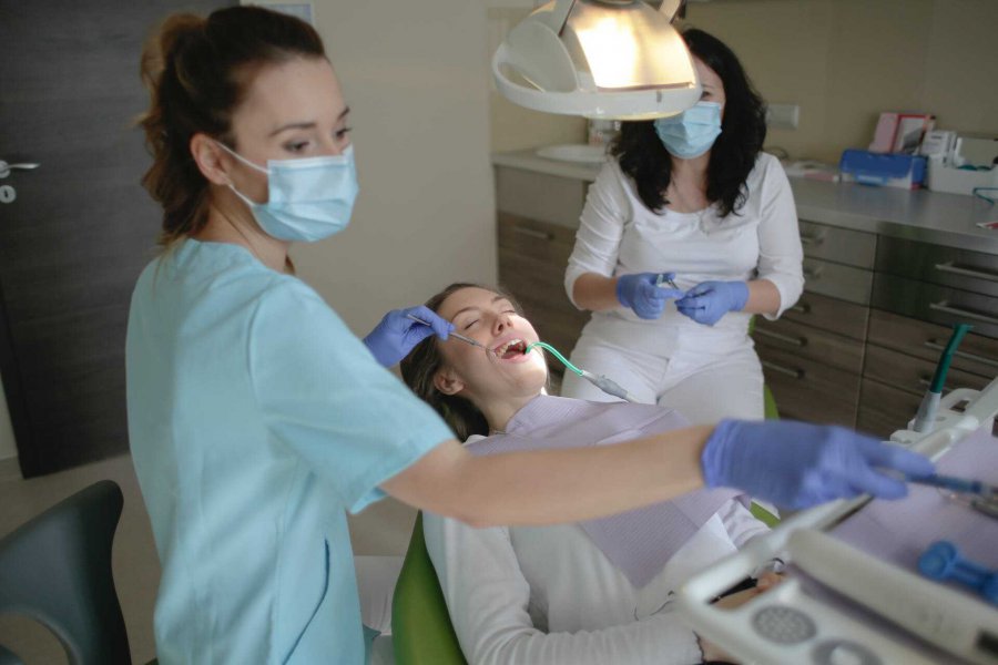 Najczęstsze zabiegi w stomatologii zachowawczej